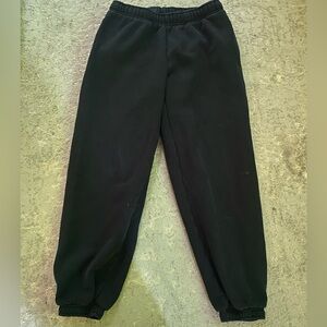 ARITZIA black mega sweatpants size 2xs